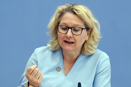 Bundespressekonferenz Vorstellung des UNFPA-Weltbevölkerungsberichts 2022 in Berlin