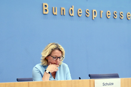 Bundespressekonferenz Vorstellung des UNFPA-Weltbevölkerungsberichts 2022 in Berlin