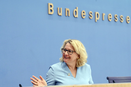 Bundespressekonferenz Vorstellung des UNFPA-Weltbevölkerungsberichts 2022 in Berlin