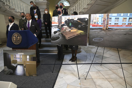 Pressekonferenz mit Eric Adams zur Obdachlosigkeit in New York