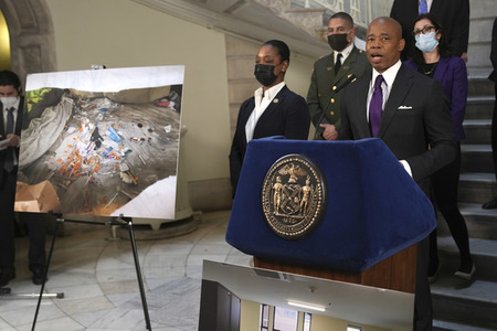 Pressekonferenz mit Eric Adams zur Obdachlosigkeit in New York