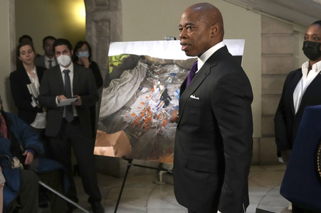 Pressekonferenz mit Eric Adams zur Obdachlosigkeit in New York