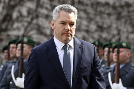 Empfang des Bundeskanzlers der Republik Österreich in Berlin