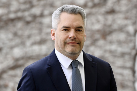 Empfang des Bundeskanzlers der Republik Österreich in Berlin