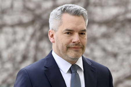 Empfang des Bundeskanzlers der Republik Österreich in Berlin