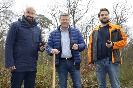Eurowings und Flughafen Köln/Bonn pflanzen 6.000 Bäume im Königsforst bei Bergisch-Gladbach