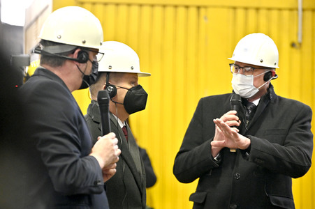 Olaf Scholz besucht die FWH Stahlguss GmbH in Mülheim an der Ruhr