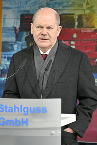Olaf Scholz besucht die FWH Stahlguss GmbH in Mülheim an der Ruhr