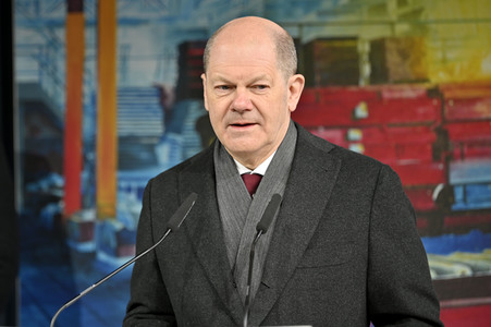 Olaf Scholz besucht die FWH Stahlguss GmbH in Mülheim an der Ruhr