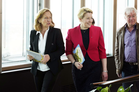 Pressekonferenz Vorlese-Weltrekord 2022 in Berlin