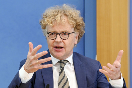 Bundespressekonferenz Vulnerabilität und Resilienz in der Krise in Berlin