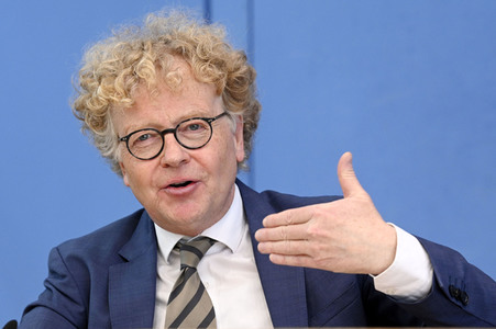 Bundespressekonferenz Vulnerabilität und Resilienz in der Krise in Berlin