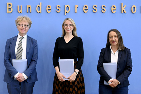 Bundespressekonferenz Vulnerabilität und Resilienz in der Krise in Berlin