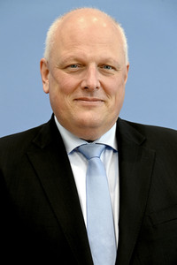 Bundespressekonferenz Vorstellung des 30. Tätigkeitsberichtes des BfDI in der Krise in Berlin