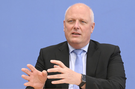 Bundespressekonferenz Vorstellung des 30. Tätigkeitsberichtes des BfDI in der Krise in Berlin