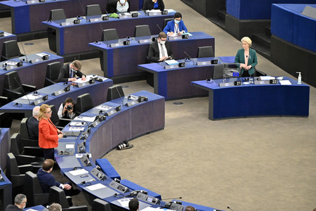Fragestunde mit Ursula von der Leyen im EU-Parlament in Straßburg
