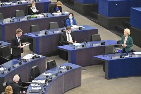 Fragestunde mit Ursula von der Leyen im EU-Parlament in Straßburg