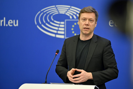 Pressebriefing der Fraktion GUE/NGL im EU-Parlament in Straßburg