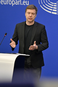 Pressebriefing der Fraktion GUE/NGL im EU-Parlament in Straßburg