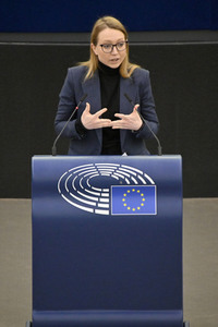 Plenartagung zur Mindestbesteuerungsrichtlinie im EU-Parlament in Straßburg