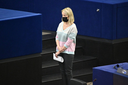 Plenartagung zur Mindestbesteuerungsrichtlinie im EU-Parlament in Straßburg