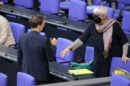 28. Sitzung des Deutschen Bundestages in Berlin