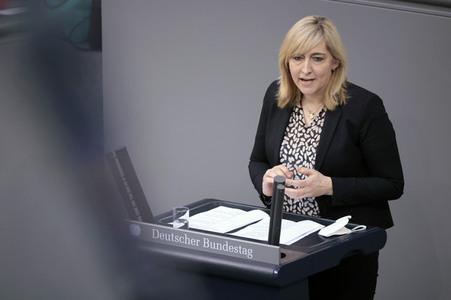 28. Sitzung des Deutschen Bundestages in Berlin