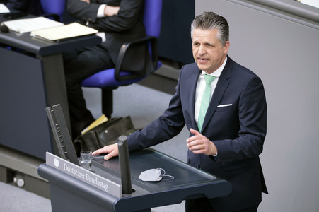 28. Sitzung des Deutschen Bundestages in Berlin