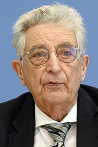 Bundespressekonferenz Kriegsverbrechen in der Ukraine in Berlin