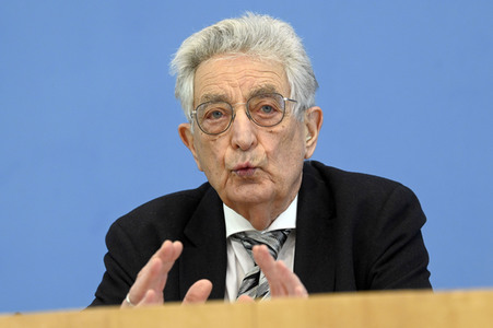 Bundespressekonferenz Kriegsverbrechen in der Ukraine in Berlin