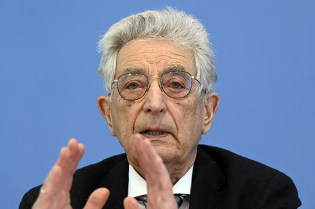 Bundespressekonferenz Kriegsverbrechen in der Ukraine in Berlin