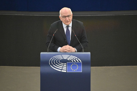 Plenartagung zu Gemeinsamkeiten des Putin-Regimes und rechtsextremer Bewegungen in Europa im EU-Parlament in Straßburg