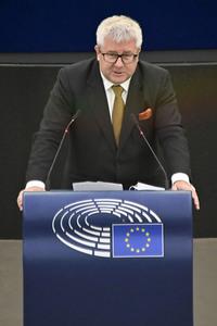 Plenartagung zu Gemeinsamkeiten des Putin-Regimes und rechtsextremer Bewegungen in Europa im EU-Parlament in Straßburg