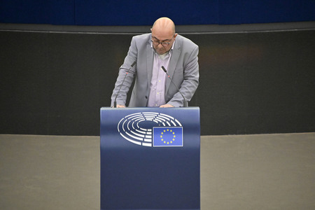 Plenartagung zu Gemeinsamkeiten des Putin-Regimes und rechtsextremer Bewegungen in Europa im EU-Parlament in Straßburg