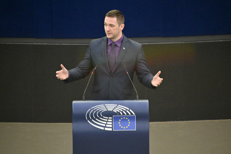 Plenartagung zu Gemeinsamkeiten des Putin-Regimes und rechtsextremer Bewegungen in Europa im EU-Parlament in Straßburg