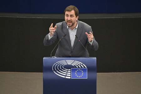 Plenartagung zu Gemeinsamkeiten des Putin-Regimes und rechtsextremer Bewegungen in Europa im EU-Parlament in Straßburg