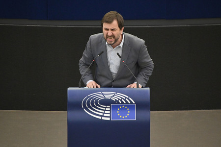 Plenartagung zu Gemeinsamkeiten des Putin-Regimes und rechtsextremer Bewegungen in Europa im EU-Parlament in Straßburg