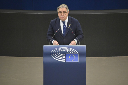 Plenartagung zu Gemeinsamkeiten des Putin-Regimes und rechtsextremer Bewegungen in Europa im EU-Parlament in Straßburg