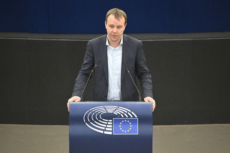 Plenartagung zu Gemeinsamkeiten des Putin-Regimes und rechtsextremer Bewegungen in Europa im EU-Parlament in Straßburg