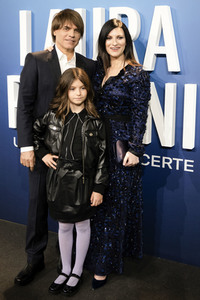 Filmpremiere 'Laura Pausini: Un placer conocerte' in Madrid