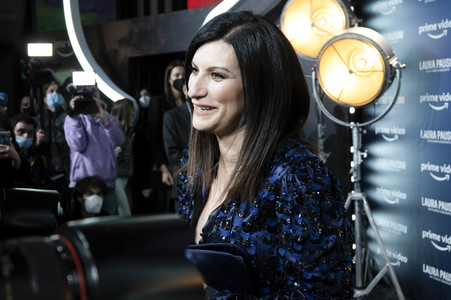 Filmpremiere 'Laura Pausini: Un placer conocerte' in Madrid