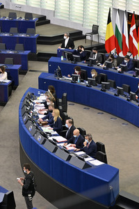 Abstimmung über Sanktionen gegen Russland im EU-Parlament in Straßburg