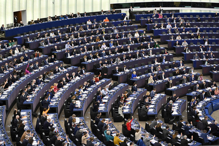 Abstimmung über Sanktionen gegen Russland im EU-Parlament in Straßburg