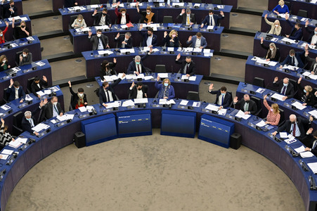 Abstimmung über Sanktionen gegen Russland im EU-Parlament in Straßburg