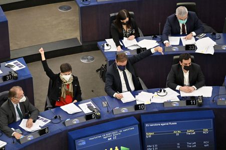 Abstimmung über Sanktionen gegen Russland im EU-Parlament in Straßburg