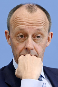 Bundespressekonferenz zur Verfassungsklage gegen das zweite Nachtragshaushaltsgesetz 2021 in Berlin