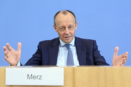 Bundespressekonferenz zur Verfassungsklage gegen das zweite Nachtragshaushaltsgesetz 2021 in Berlin