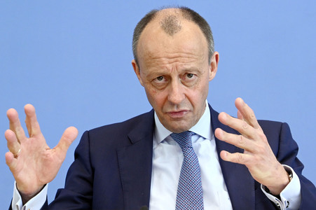 Bundespressekonferenz zur Verfassungsklage gegen das zweite Nachtragshaushaltsgesetz 2021 in Berlin
