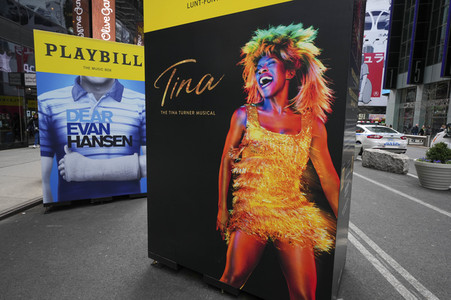 Theaterplakate als Teil der Broadway Grand Gallery in New York