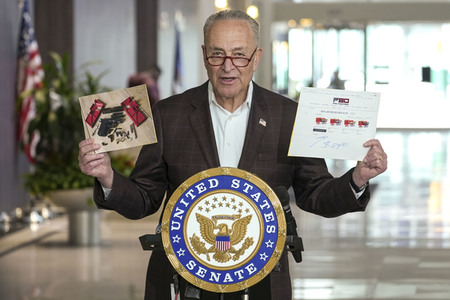 Pressekonferenz mit Chuck Schumer zu Ghost Guns in New York
